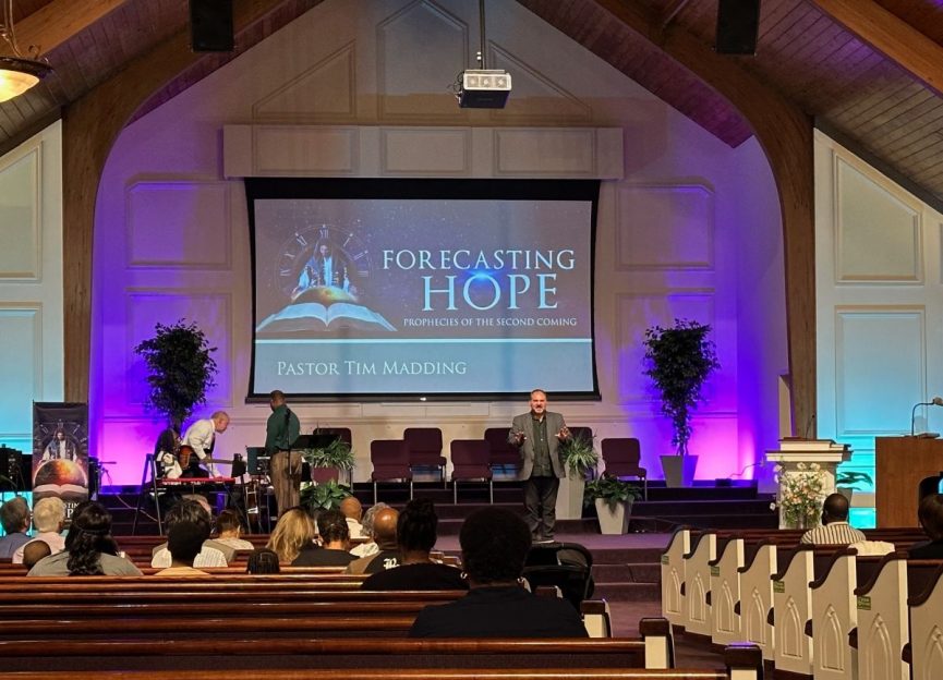 Tim Madding, director of the North American Division Evangelism Institute, was the evangelist at the Glendale Church during the "Forecasting Hope" series.